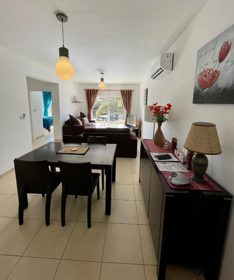 Appartement 109 Queens Gardens, Paphos Extérieur photo