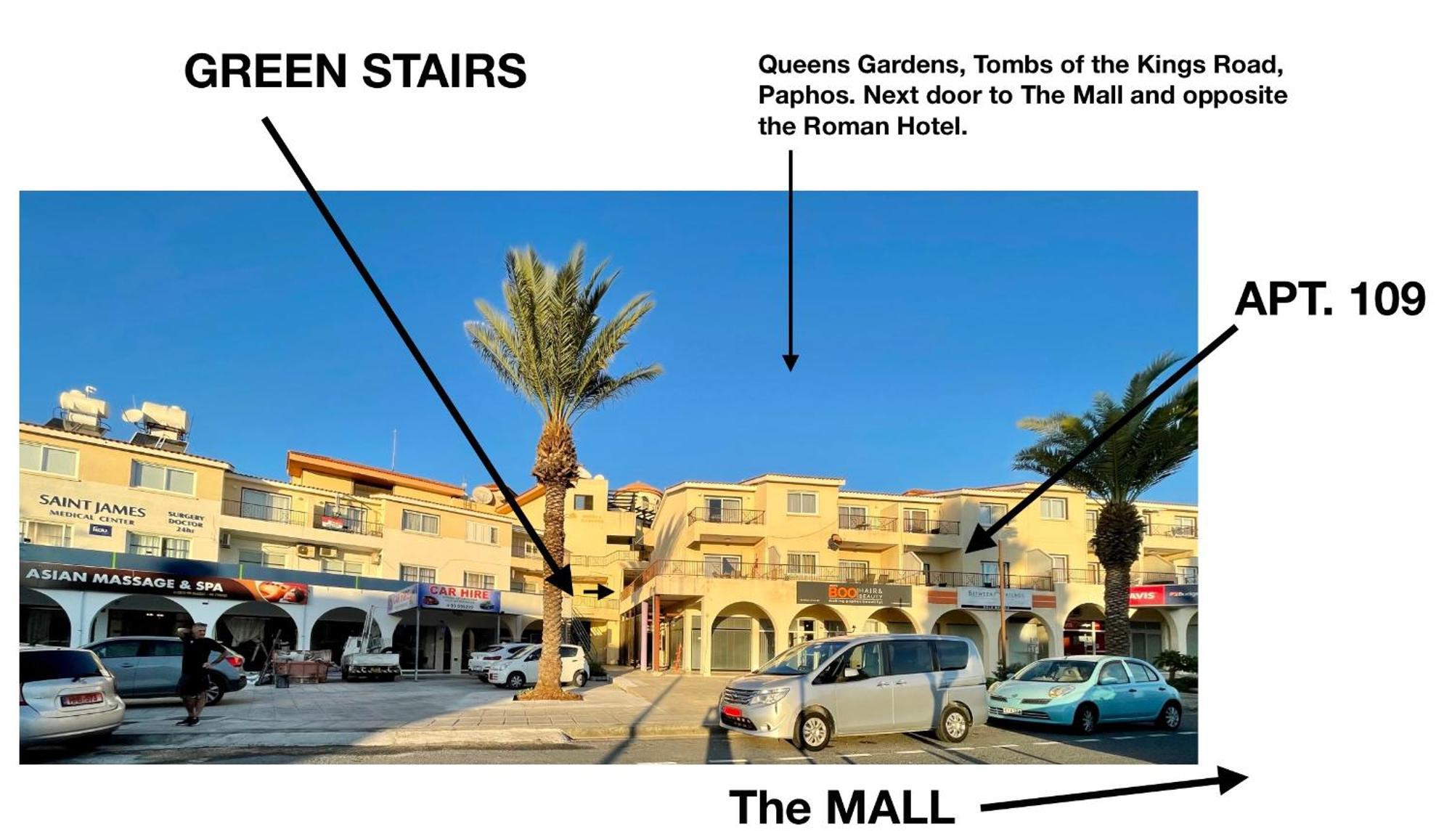 Appartement 109 Queens Gardens, Paphos Extérieur photo